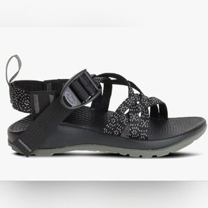 Chaco Kids' ZX/1 EcoTread Sandals hugs and kisses New in box Sz 11